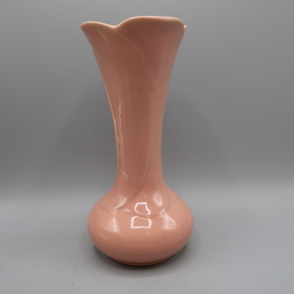 Vintage Original Wing Art Pottery Vase‎ Pink 8" Flower Vase Grazing MidCentury